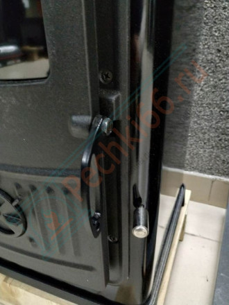 Чугунная печь Dora 8 N, черная (Plamen) до 144 м3